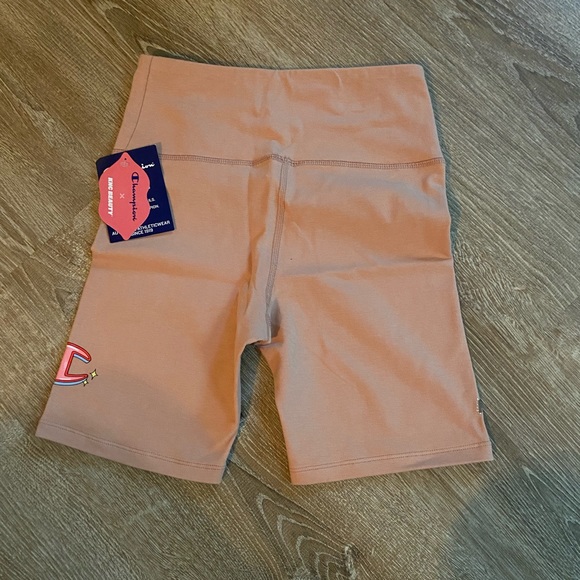 Champion x KNC Beauty biker short - Picture 1 of 6